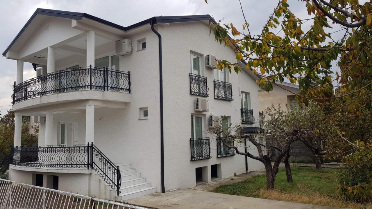 Villa Bratislava Демир-Капия Экстерьер фото